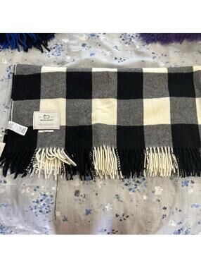 Woolrich Made in Italy wool blanket throw. NWT